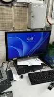 2 PC HP (bez pevného disku) s širokoúhlým TFT monitorem HP