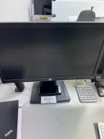 1 HP docking station with 2 HP widescreen TFT monitors