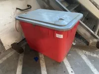 1 бак для сбора, пластиковый с крышкой