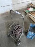 1 тележка для шланга с водяным шлангом