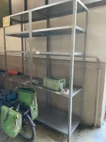 1 legbordstelling, ca. 2 strekkende meter
