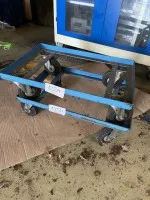 2 роликовые тележки для ящиков