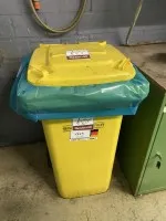 1 poubelle résiduelle, plastique