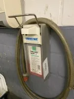 2 handhygiënedispensers, wandgemonteerd