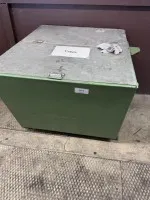 1 stalen container met deksel