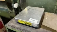 1 waga podłogowa Bizerba ze sterowaniem Mettler Toledo