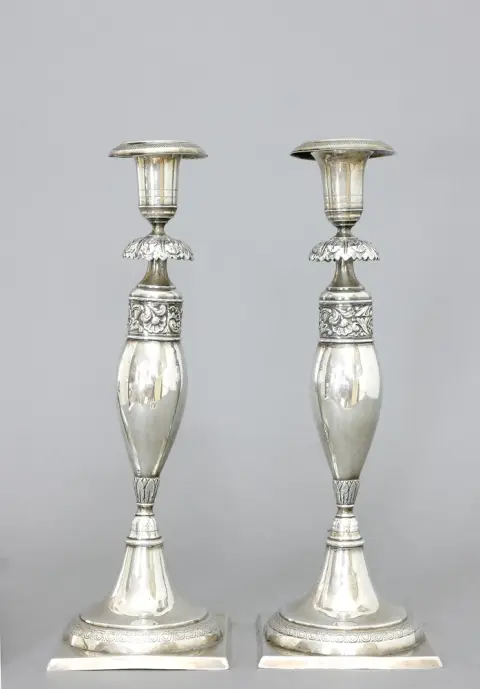 Kandelaars, 750 zilver, Berlijn, 1821 - 1843, een paar