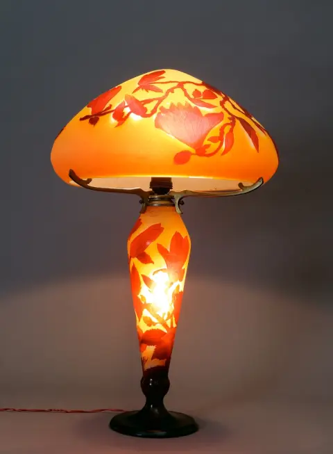 Lampa, stolní lampa, Emile Gallé, Nancy, Francie, kolem 1918