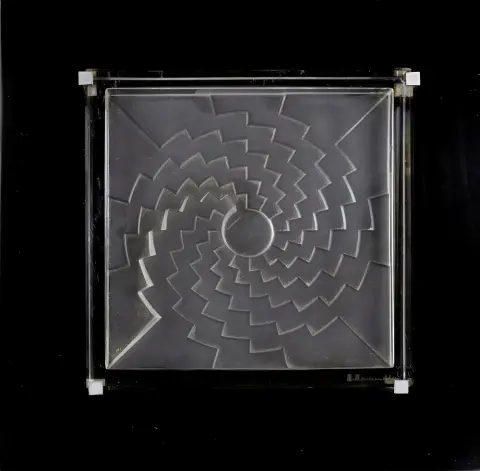 Objekt, Rosenthal, Selb, limitované umělecké série, roční objekt ve skle 1986 "Foro Geometrico". Návrh Marcello Morandini (1940 Mantova).…