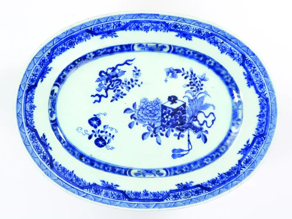 Čína, mísa, modrobílá, Qianlong, 18. stol., oválný tvar