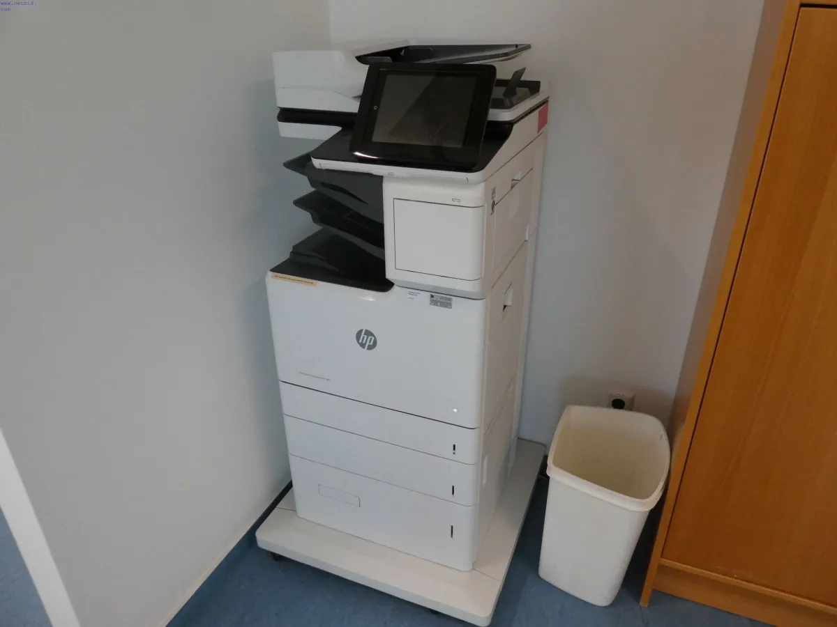 Podlahové multifunkční zařízení HP MFP M682