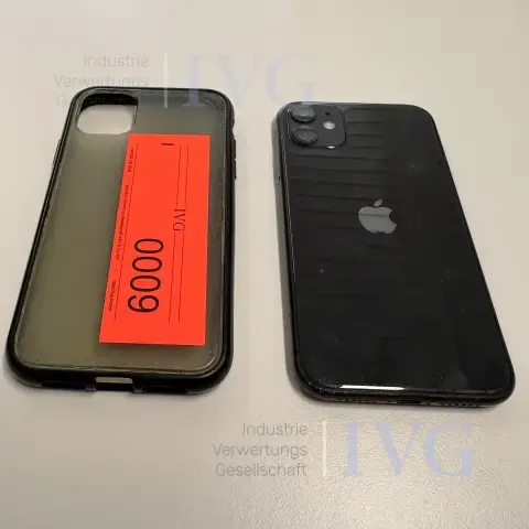 APPLE iPhone 11 smartphone