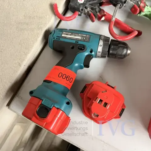 Cordless screwdriver MAKITA 627D