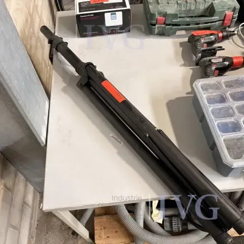 Tripod