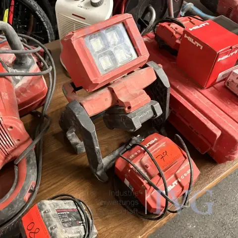 Akumulátorové stavební světlo HILTI SL 6-22