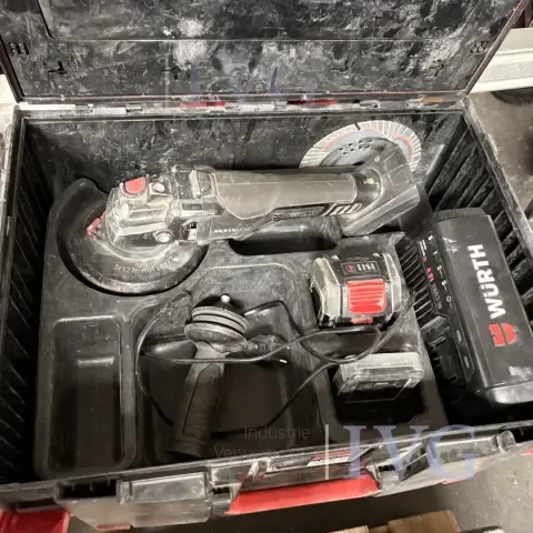 Аккумуляторная угловая шлифмашина WÜRTH AWS 18-125P Compact