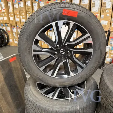 Zestaw opon zimowych BRIDGESTONE