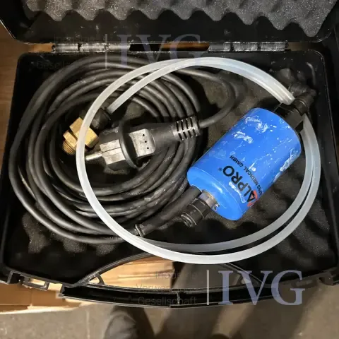 Pompe à piston oscillant REF 8591