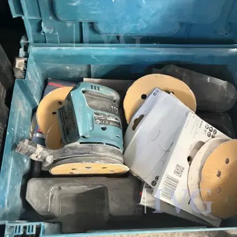Szlifierka mimośrodowa MAKITA DBO180
