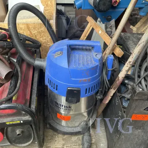 Aspirateur industriel NILFISK Buddy II 18 Inox