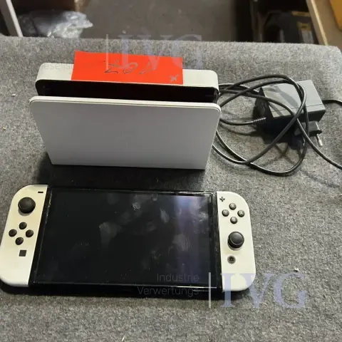 Game console NINTENDO Switch