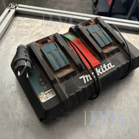 Зарядное устройство для аккумулятора MAKITA DC18RD