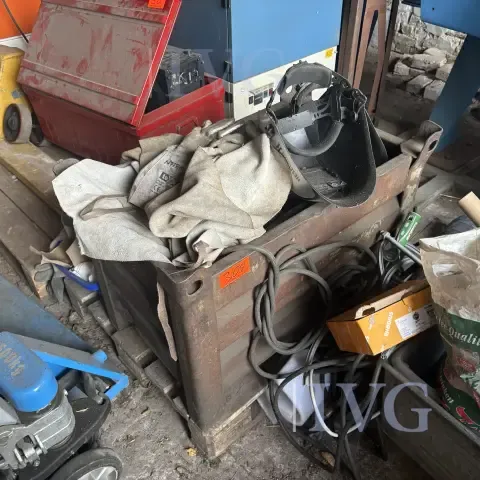 Steel stacking containers