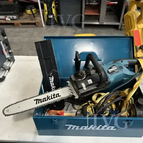 Elektrická řetězová pila MAKITA UC4051A