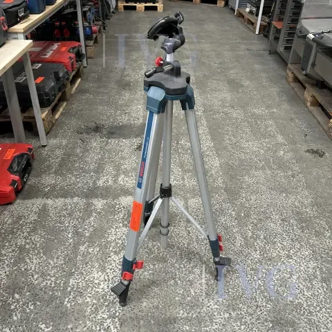Штатив BOSCH Professional BT 250