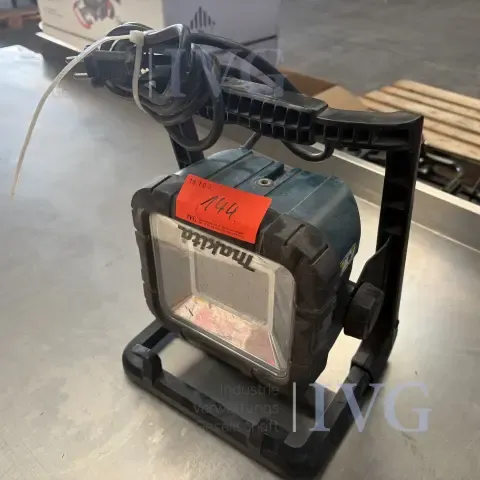 Прожектор MAKITA DML805