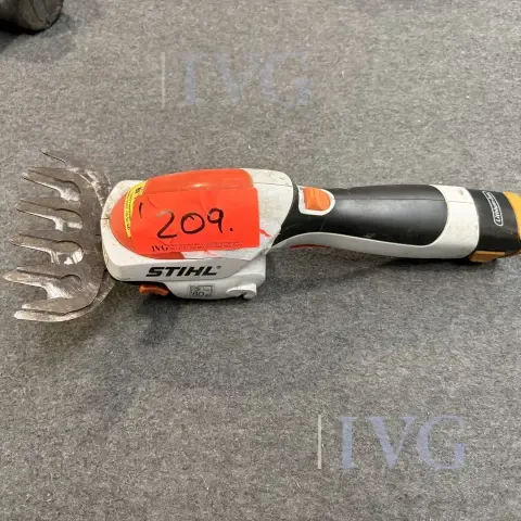 Akumulatorowe nożyce do krzewów STIHL HSA26