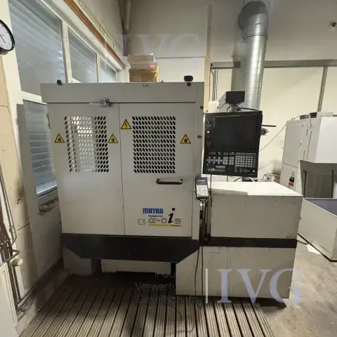 Wire EDM machine FANUC Robocut Alpha-OIB A04B-0313-B001#E5