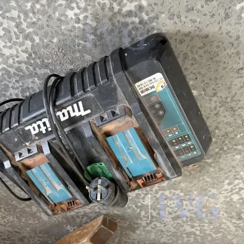 Acculader MAKITA DC18RD