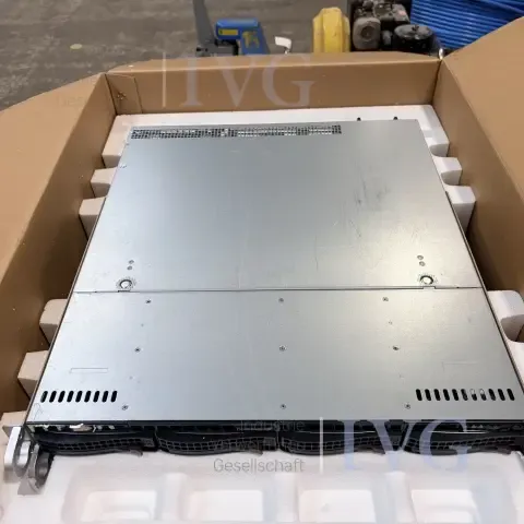 Server SUPERMICRO