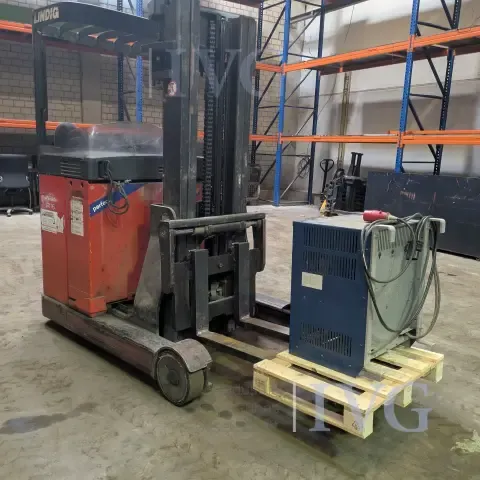 Вилочный погрузчик с выдвижной мачтой LINDE R16