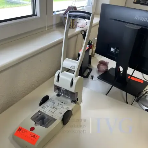 Děrovačka NOVUS B2200