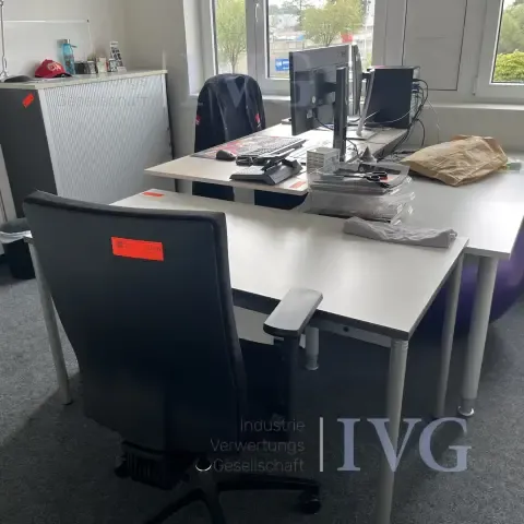 Bureau à hauteur réglable électrique