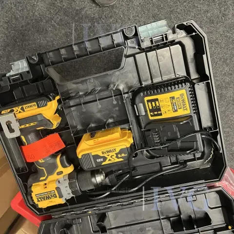 Visseuse sans fil DEWALT DCD800