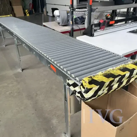 Convoyeur à rouleaux