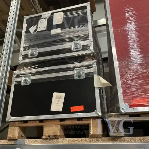 Paleta z 4 skrzyniami transportowymi (brązowa)