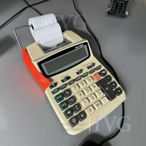 Desktop calculator LEO 1222E