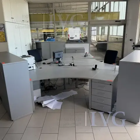 Kombinace psacího stolu