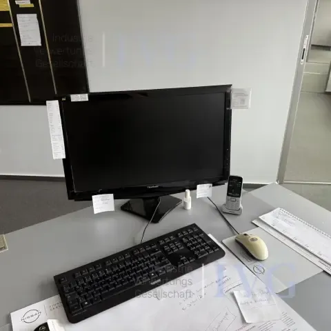PC (black)