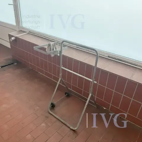 Stojak na odpady