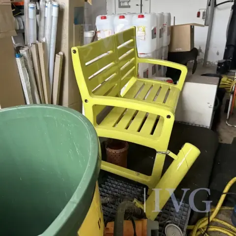 Banc en plastique