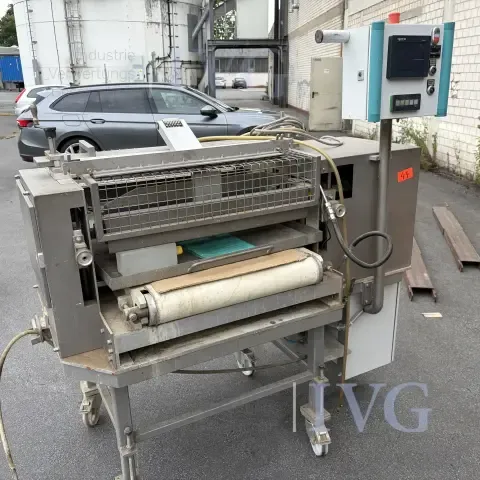 Dávkovací válcový stroj WIRTH DWO 650