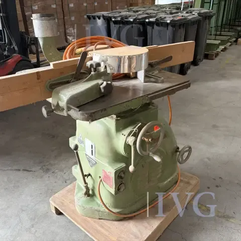 Freesmachine FROMMIA 700
