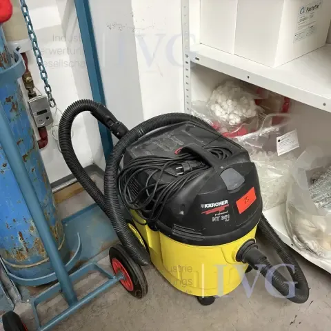 Průmyslový vysavač KÄRCHER NT361 eco