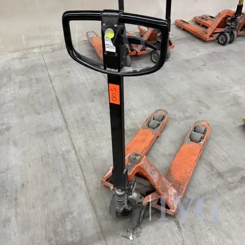 Pallet truck BT LHM230