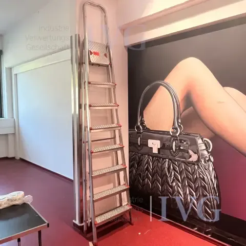 Aluminium step ladder LEIFHEIT